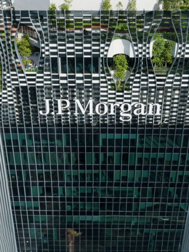 JPMorgan office building singapore with name written on top; concept of